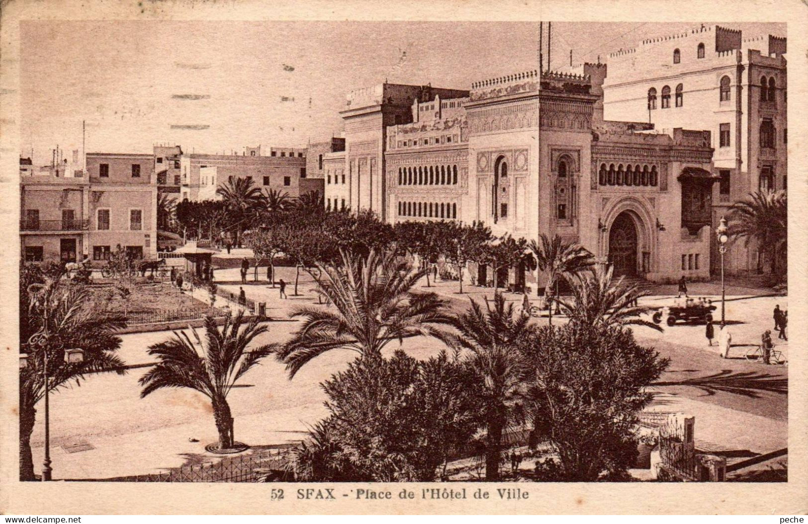 N°1189 W -cpa Sfax -place De L'hôtel De Ville- - Tunesien