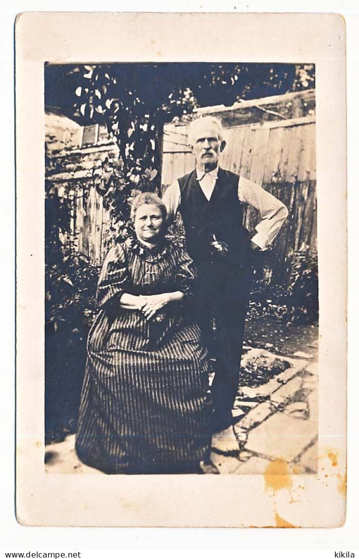 CPA 9 X 14 Isère Carte Photo De H. FORTUNE 5, Rue Des Clercs GRENOBLE  Vieux Couple Sur Leur Terrasse - Grenoble