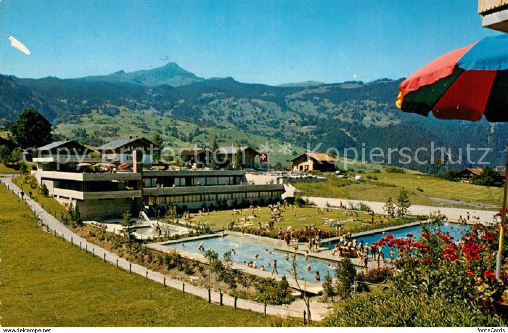 13123581 Grindelwald Gartenbad Hellbach Freibad Mit Tschuggen Und Maennlichen Be - Altri & Non Classificati