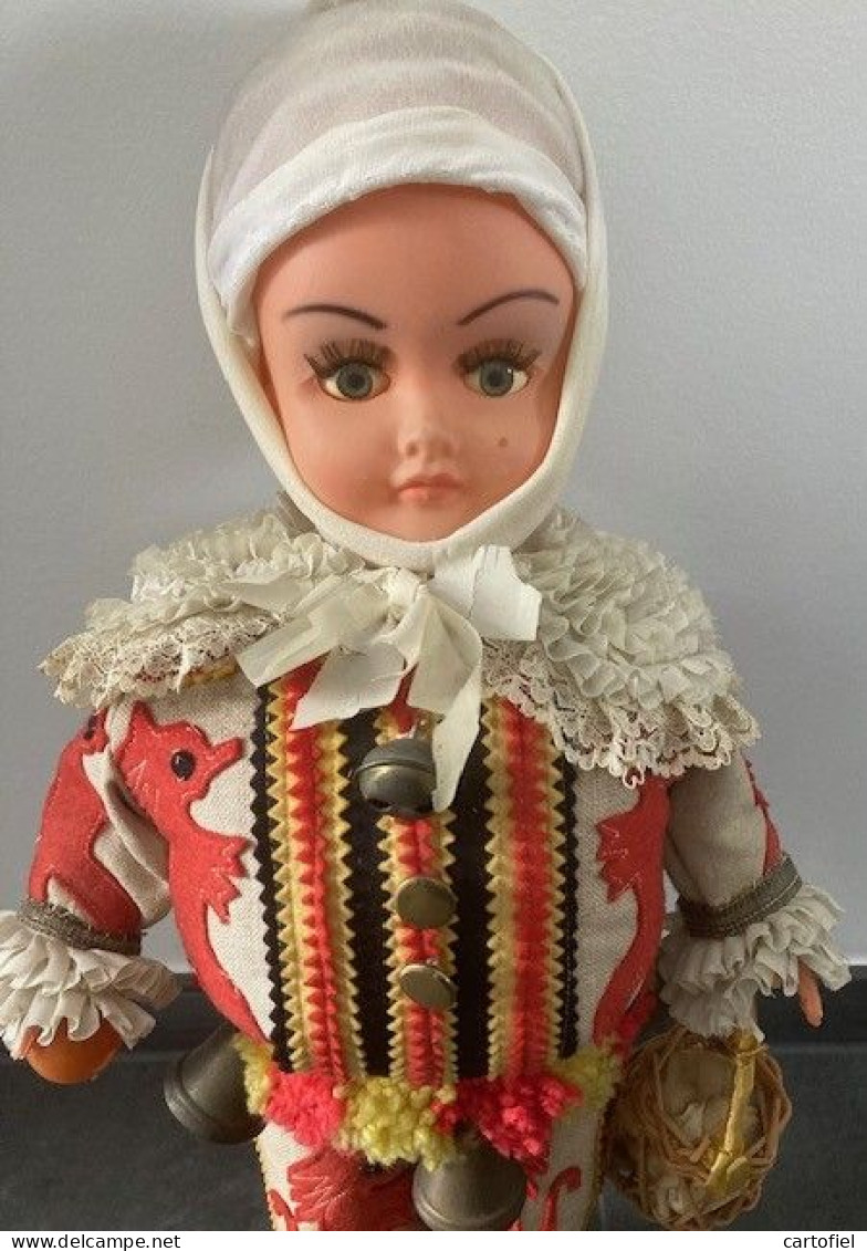 BINCHE-GILLE DE BINCHE EN GRAND TENUE-VINTAGE-GRANDE POUPEE+- 50 CM-FOLKLORE-TROUVAILLE DE GRENIER-VOYEZ LES 12 PHOTOS - Binche