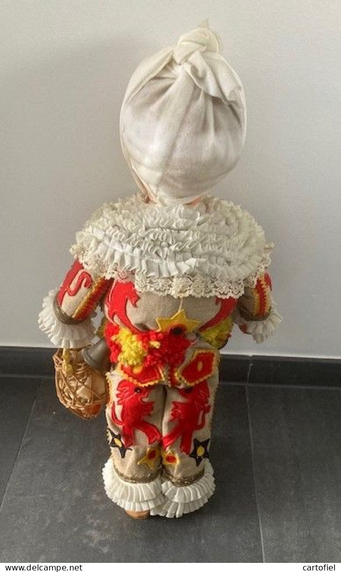 BINCHE-GILLE DE BINCHE EN GRAND TENUE-VINTAGE-GRANDE POUPEE+- 50 CM-FOLKLORE-TROUVAILLE DE GRENIER-VOYEZ LES 12 PHOTOS