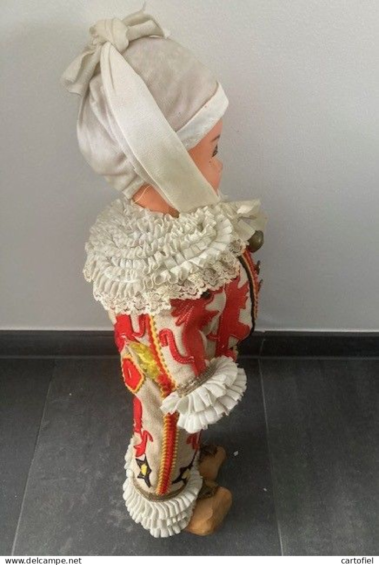 BINCHE-GILLE DE BINCHE EN GRAND TENUE-VINTAGE-GRANDE POUPEE+- 50 CM-FOLKLORE-TROUVAILLE DE GRENIER-VOYEZ LES 12 PHOTOS