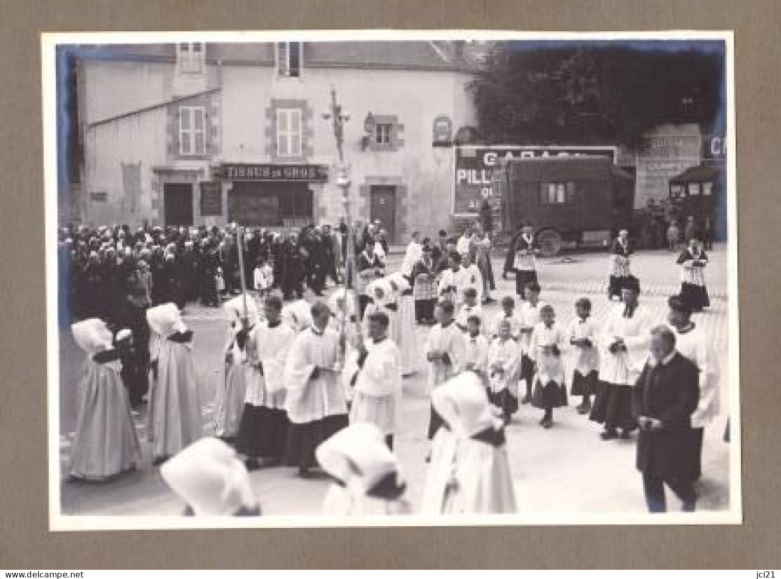 2 PHOTOS ORIGINALES " Pardon De Quimper Et Calvaire De Tronoan " 1928/29 " " PHOT097A ET B - Places