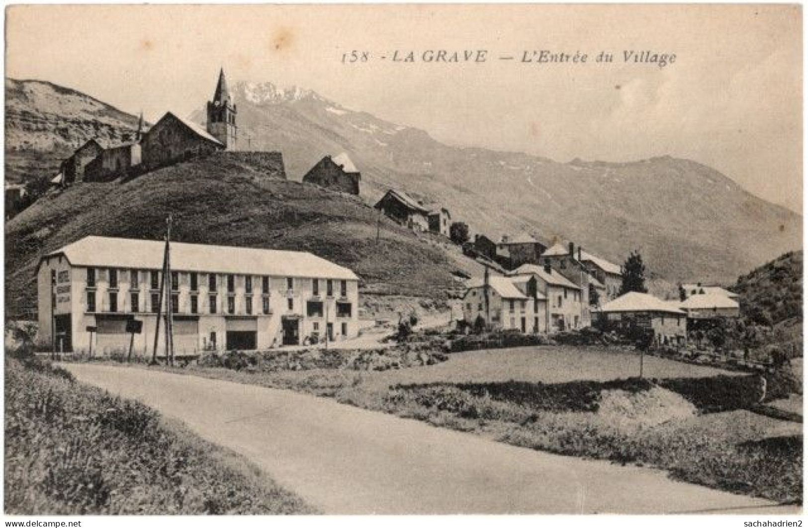 05. LA GRAVE. L'Entrée Du Village. 158 - Altri & Non Classificati