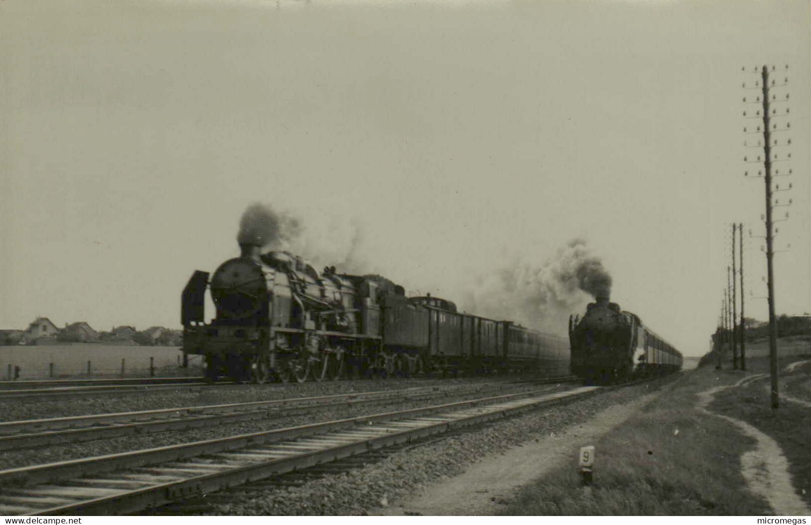 Reproduction - Villiers-le-Bel - A Gauche, Train 1039, Paris-Amiens, Mai 1947 - Treni