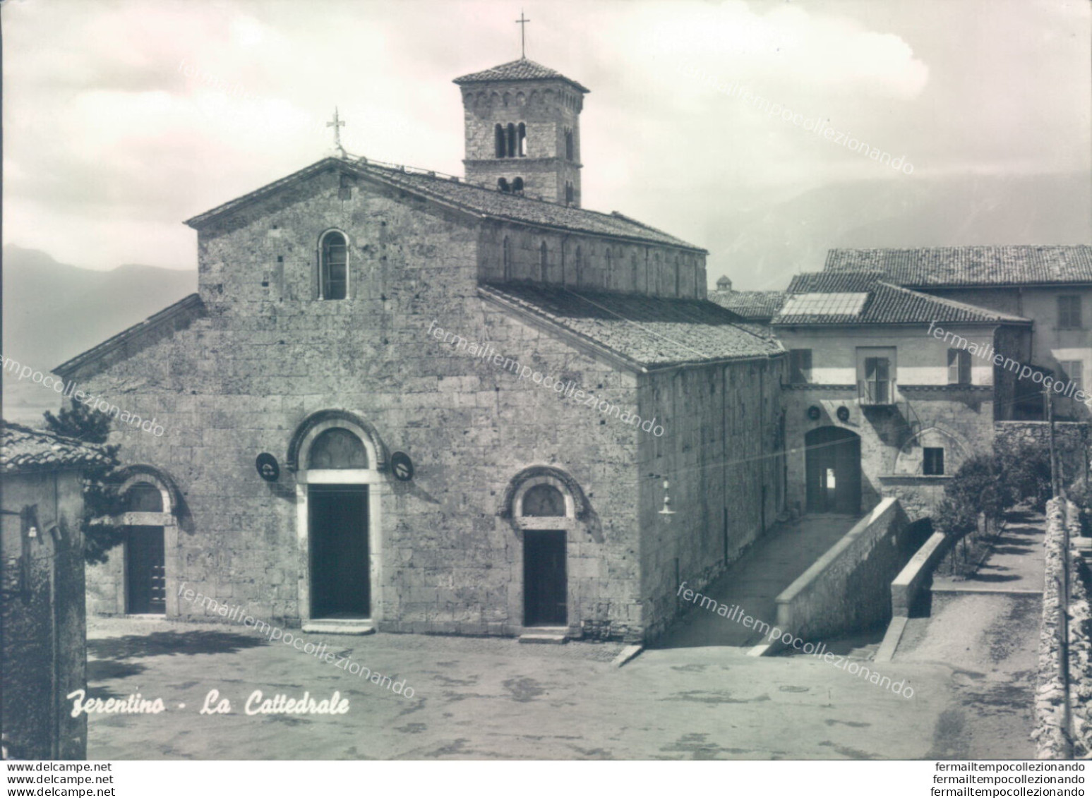 Ab605 Cartolina Ferentino La Cattedrale Provincia Di Frosinone - Frosinone