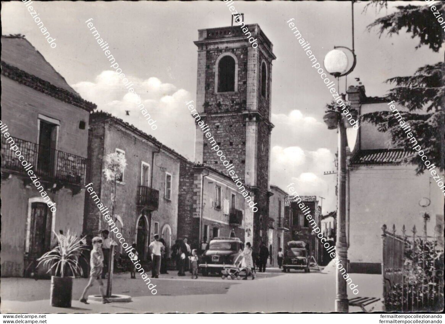 Cd582 Cartolina Celenza Sul Trigno Piazza Del Porgolo Provinciadi Chieti Abruzzo - Chieti