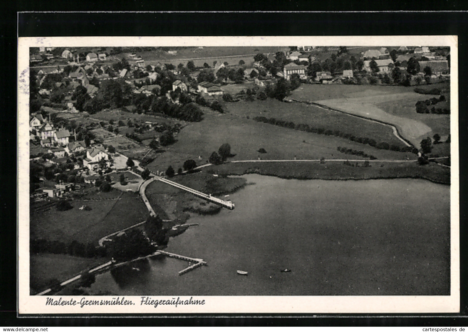 AK Malente-Gremsmühlen, Fliegeraufnahme Mit See  - Malente-Gremsmühlen