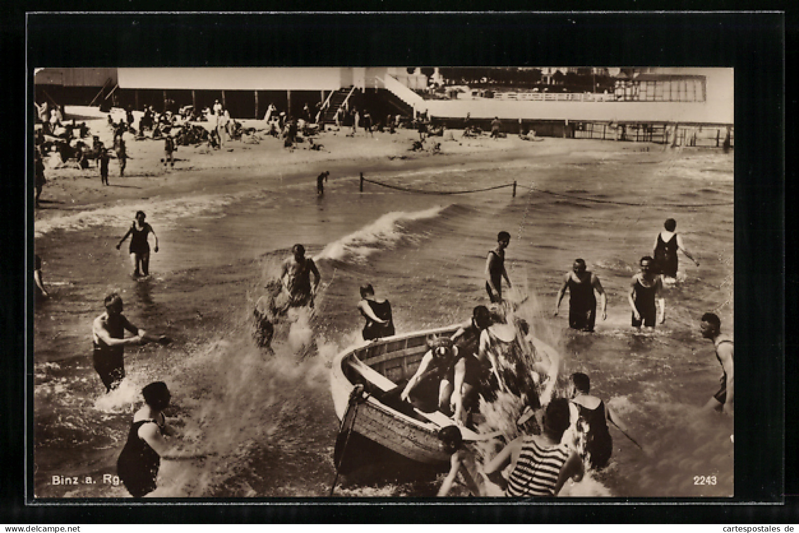 AK Binz A. Rügen, Badegäste Im Strandbad  - Rügen