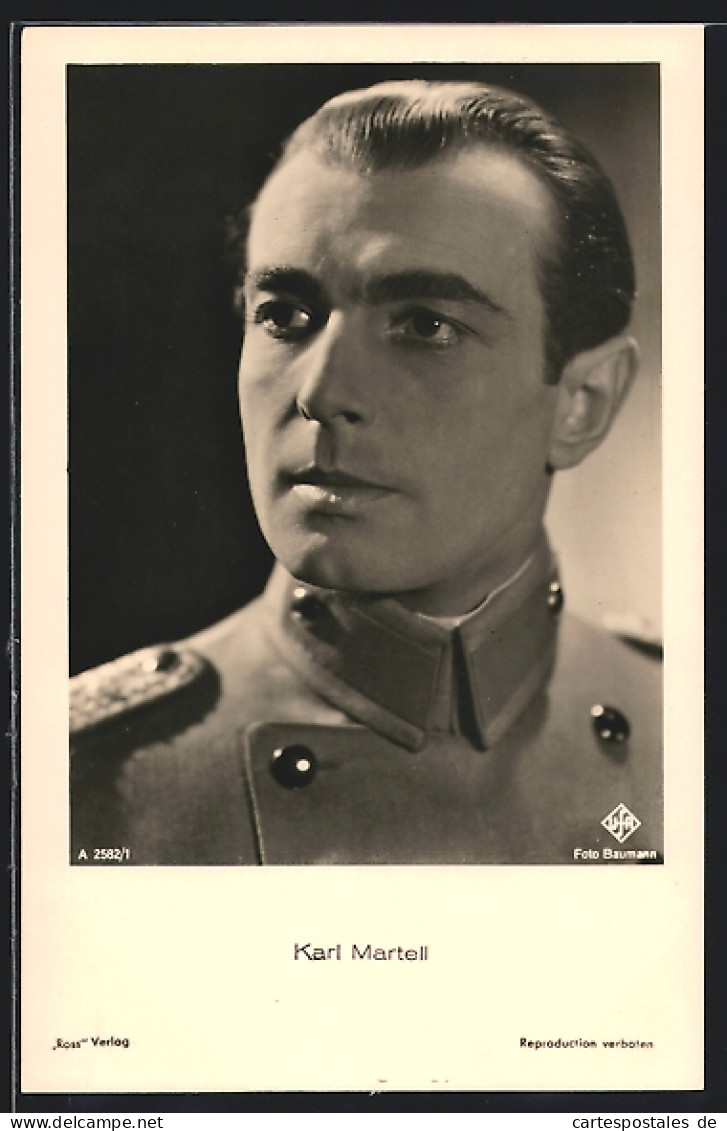 AK Schauspieler Karl Martell In Uniform  - Actores