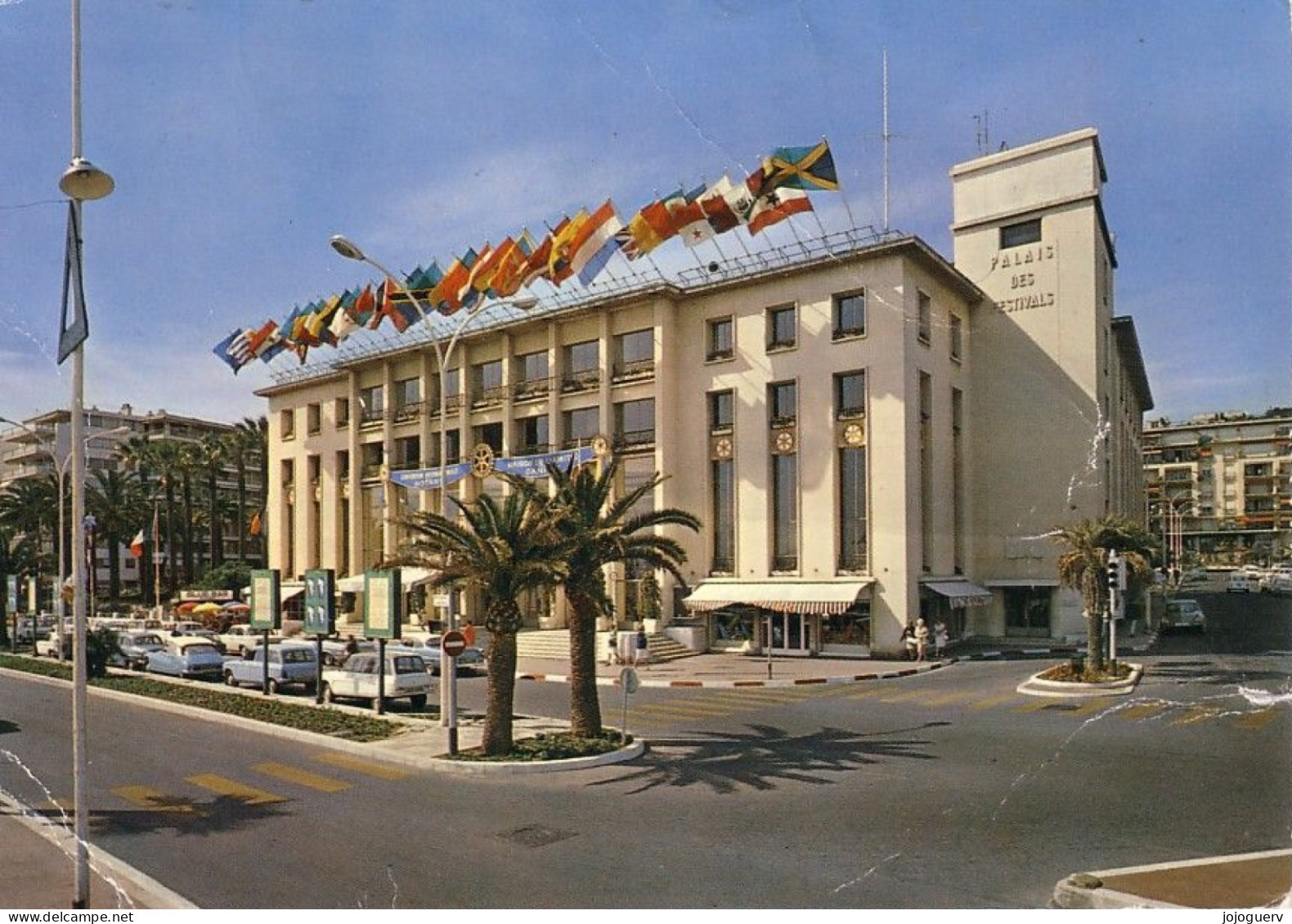 Cannes Le Palais Du Festival ; écrite D' Antibes En 1976 ; éditeur: Montlucet à Nice ( Voiture Ami 6  DS ... - Cannes