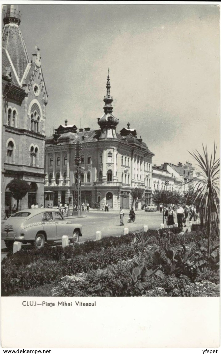 Cluj - Mihai Viteazul Square (Pobeda Car As Taxi) - Rumänien