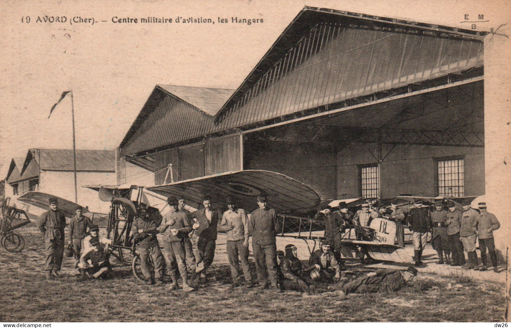 Camp D'Avord (Cher) Centre Militaire D'Aviation - Les Hangars, Aéroplanes Blériot - Carte E. Maquaire N° 69 - ....-1914: Voorlopers