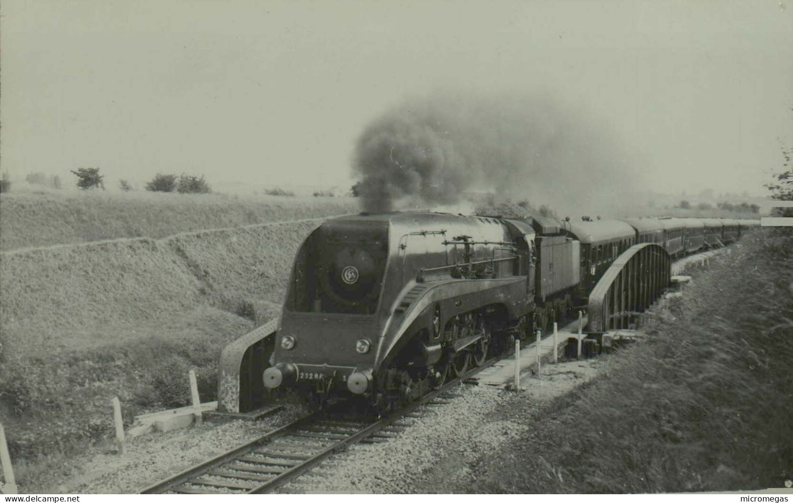 Train à Identifier - Cliché J. Renaud - Eisenbahnen