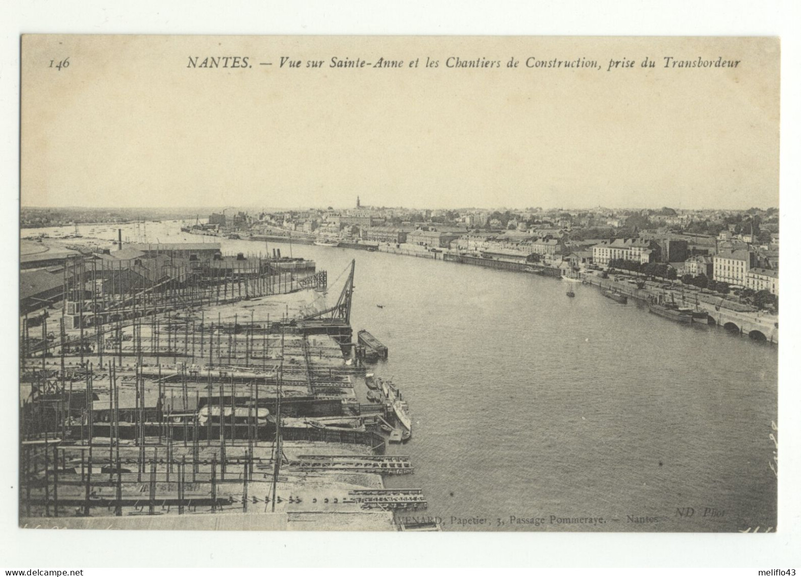 44/ CPA - Nantes - Vue Sur Sainte Anne Et Les Chantiers De Construction - Nantes