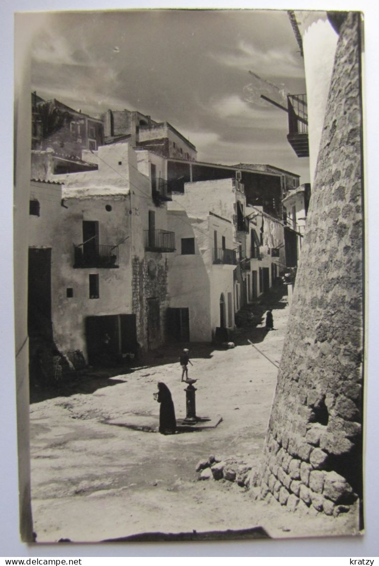 ESPAGNE - ISLAS BALEARES - IBIZA - Un Rincon De Placa De Vila - 1956 - Ibiza