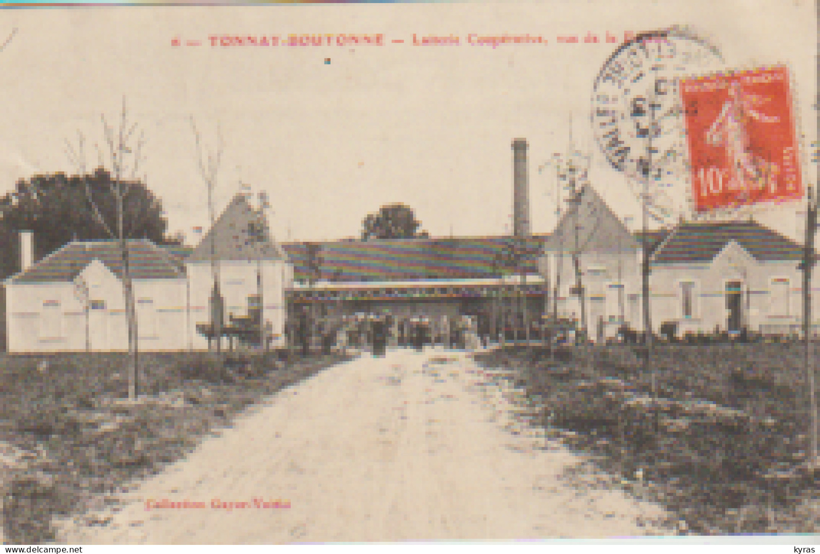 (17) TONNAY-BOUTONNE. Laiterie Coopérative . Vue De La Façade. - Andere & Zonder Classificatie