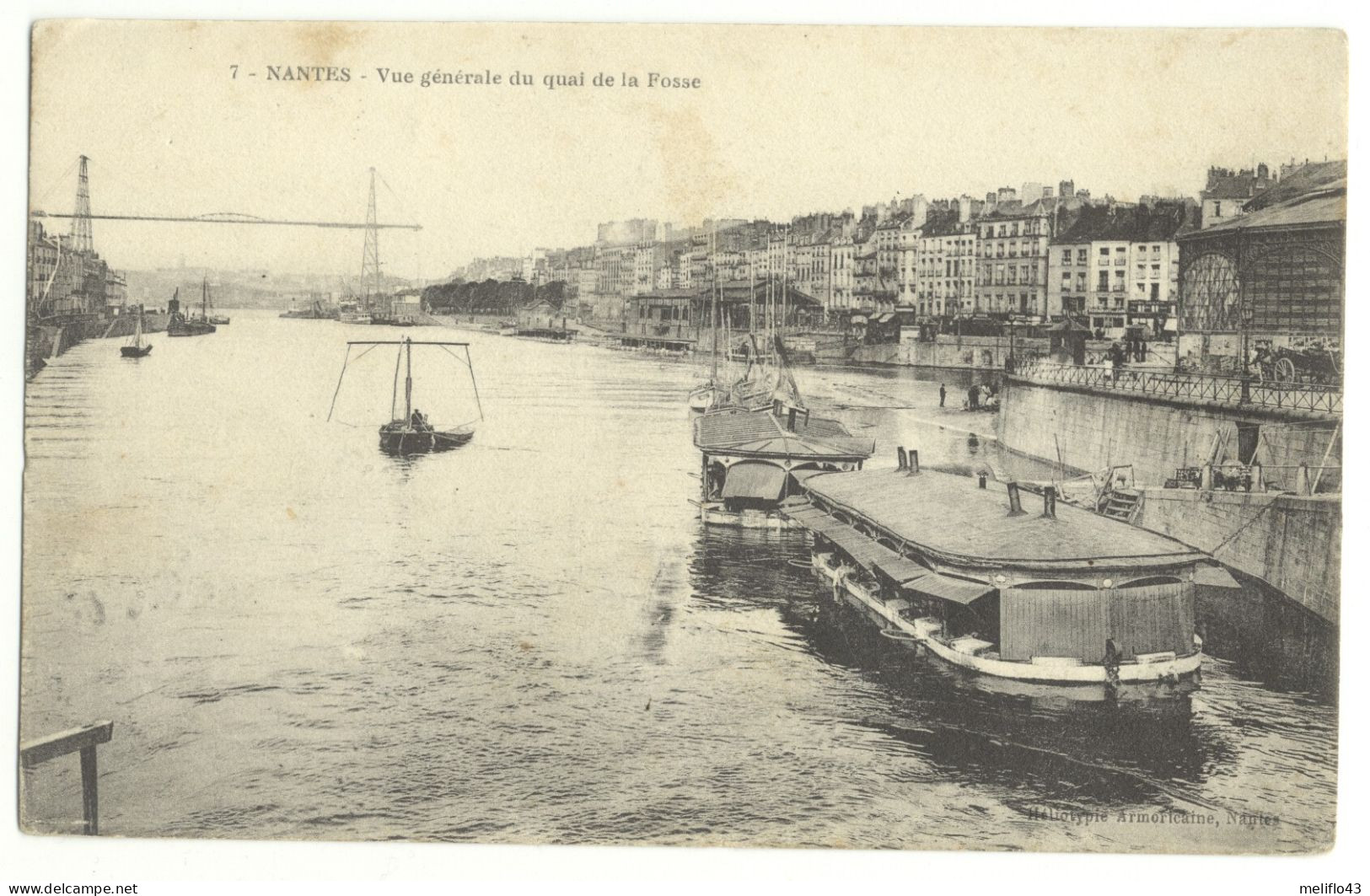 44/ CPA - Nantes - Vue Générale Du Quai De La Fosse - Nantes