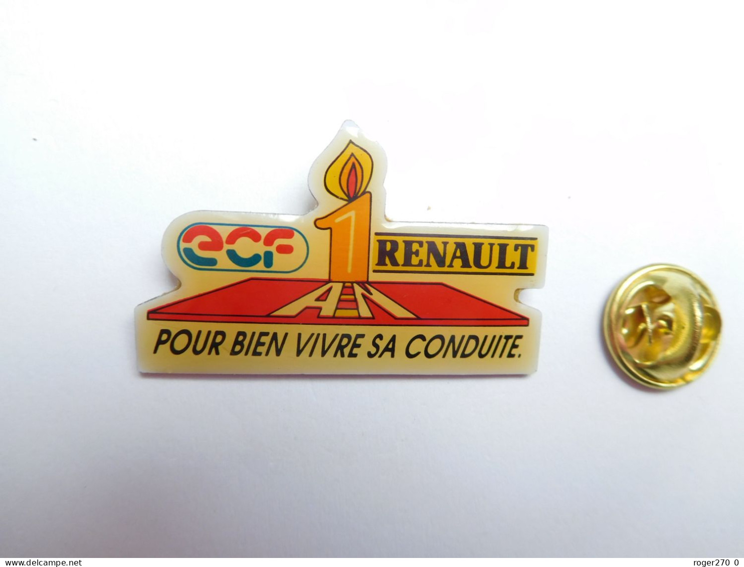 Beau Pin's , Auto Renault , Ecole De Conduite ECF , Non Signé - Renault