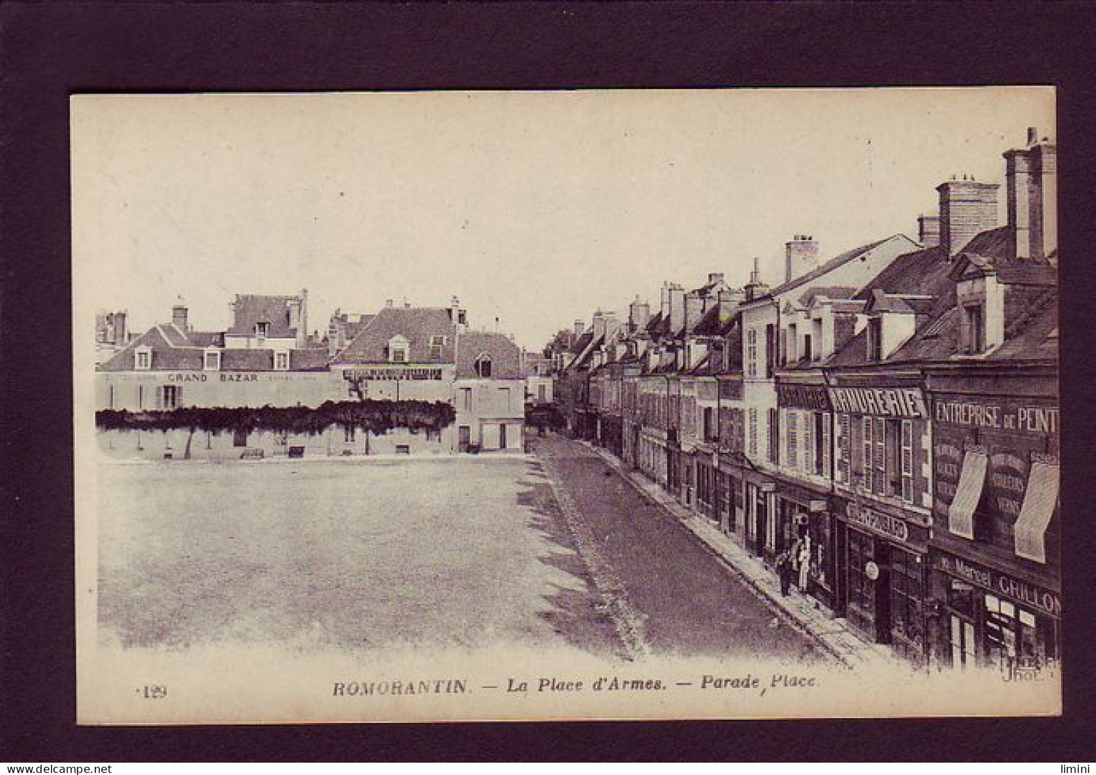 41 - ROMORANTIN - LA PLACE D'ARMES - ANIMÉE  - Romorantin