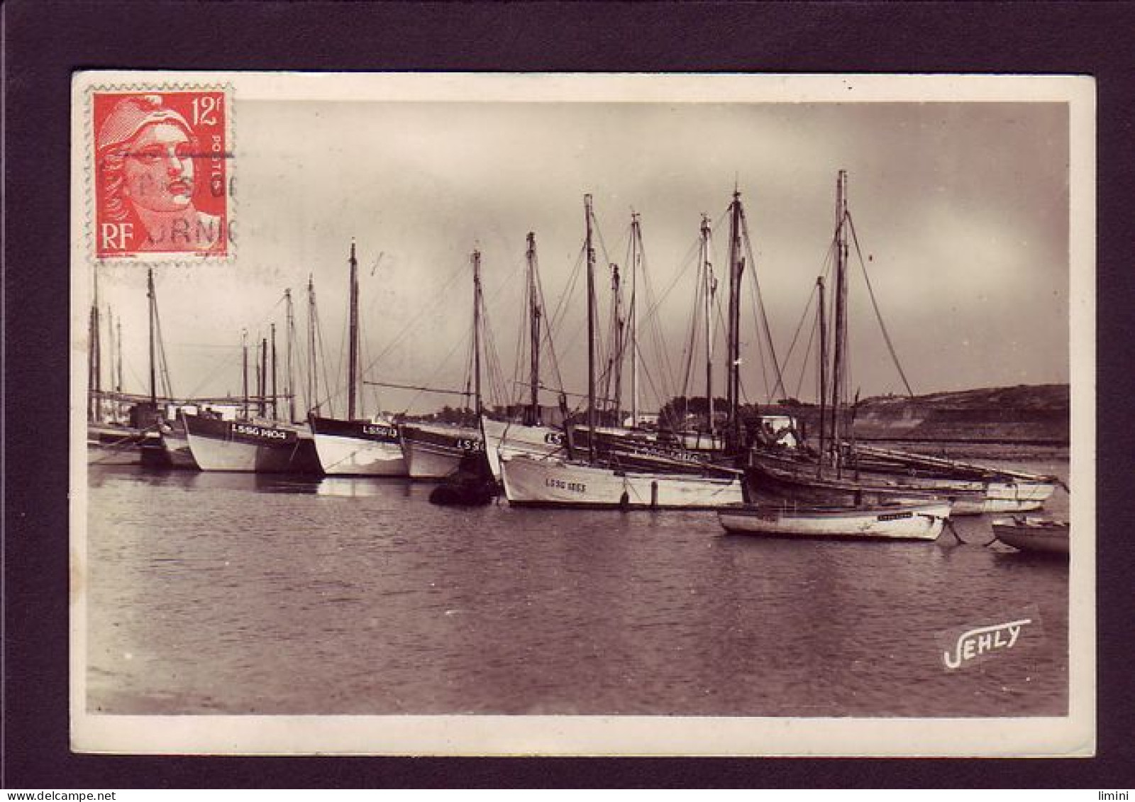 85 - CROIX-de-VIE - LE PORT - BATEAUX DE PECHE -   - - Saint Gilles Croix De Vie