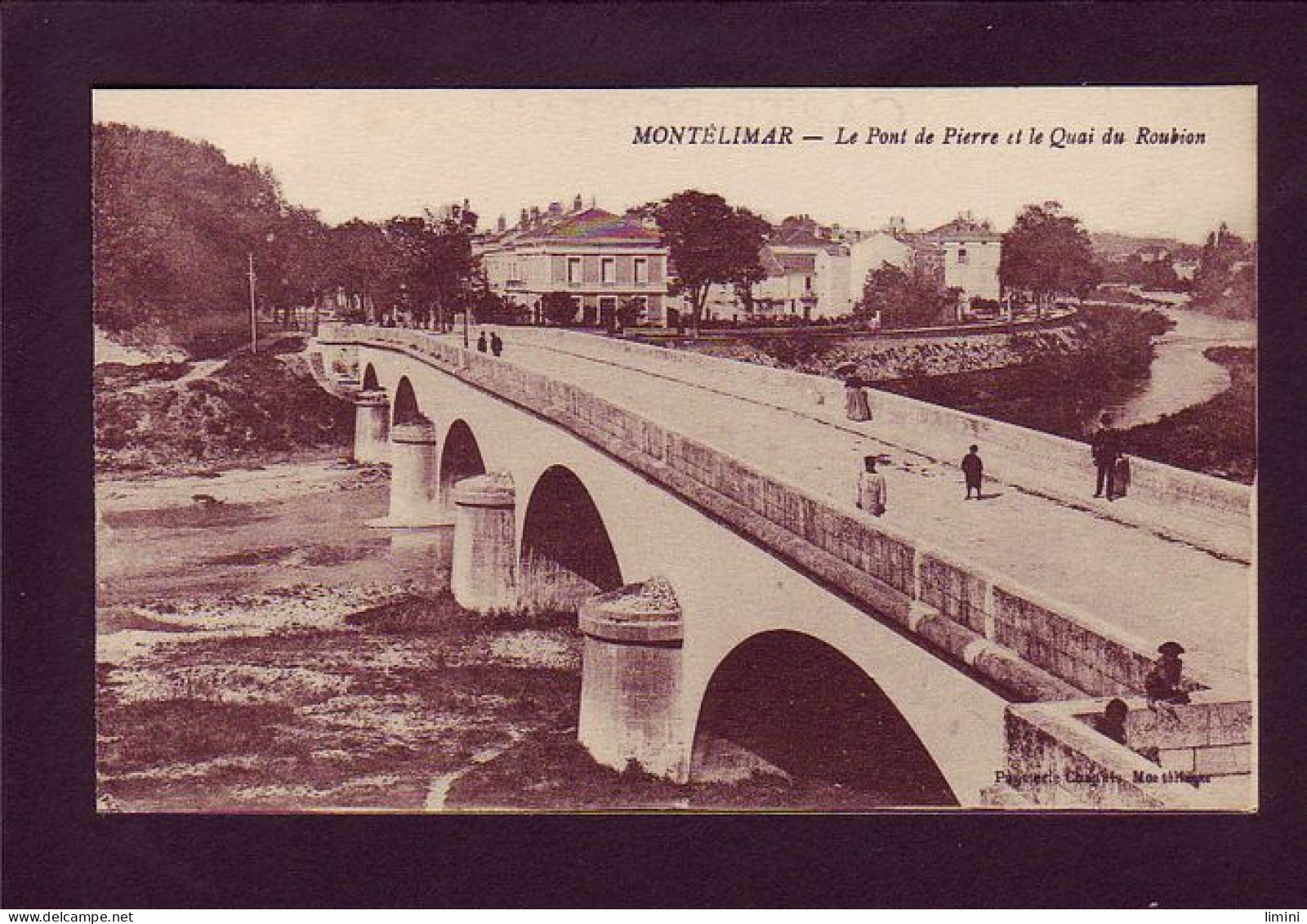 26 - MONTELIMAR - LE PONT DE PIERRE ET LE QUAI DU ROUBION - ANIMÉE  - Montelimar