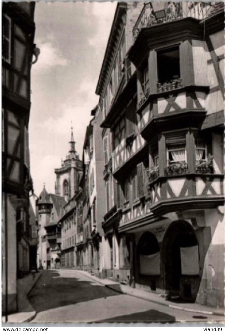 COLMAR. -  La Rue Des Marchands.   -   Non Circulée.    Photo Véritable. - Colmar