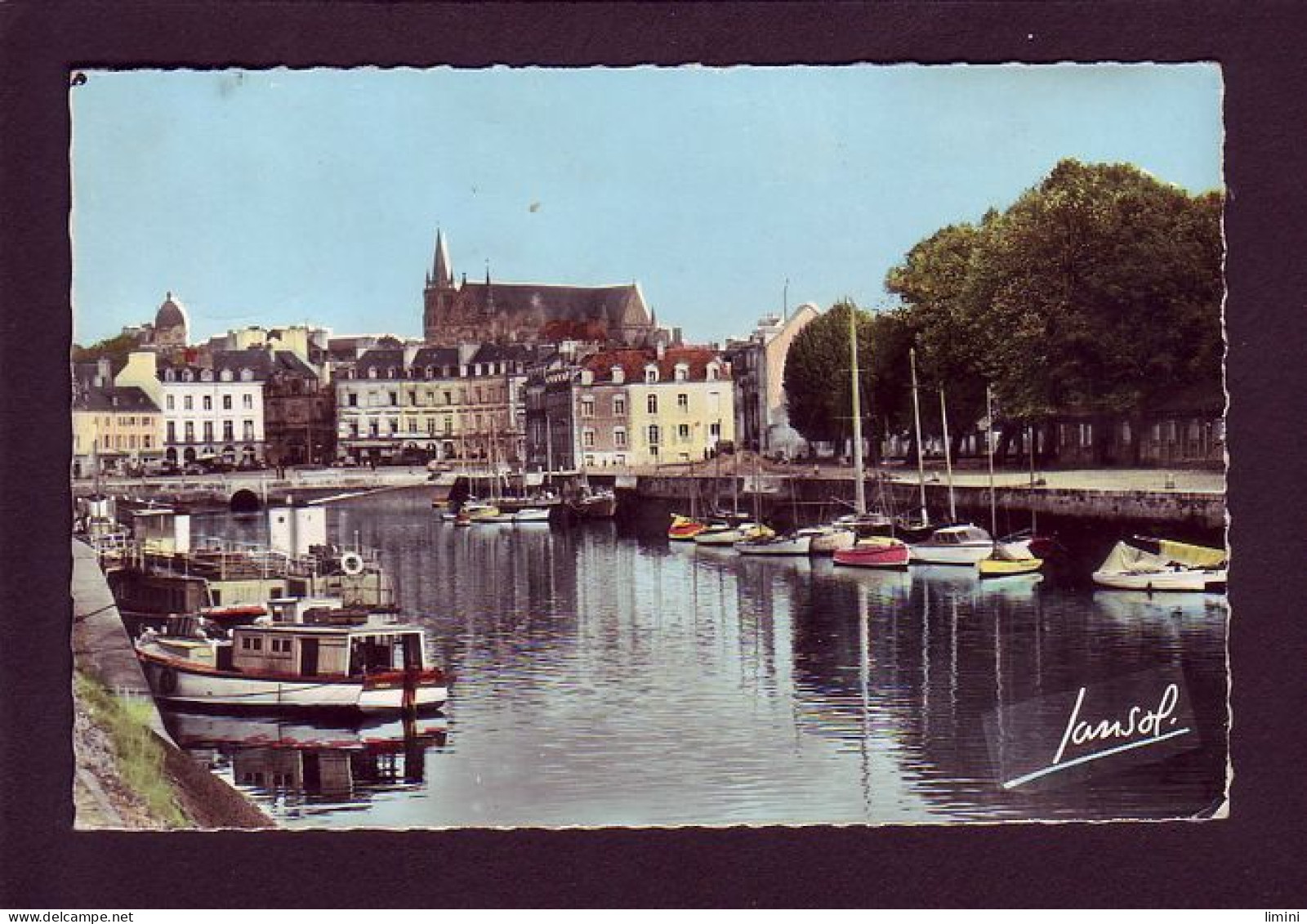 56 - VANNES - LA RUE HOCHE - LE PORT -  - Vannes