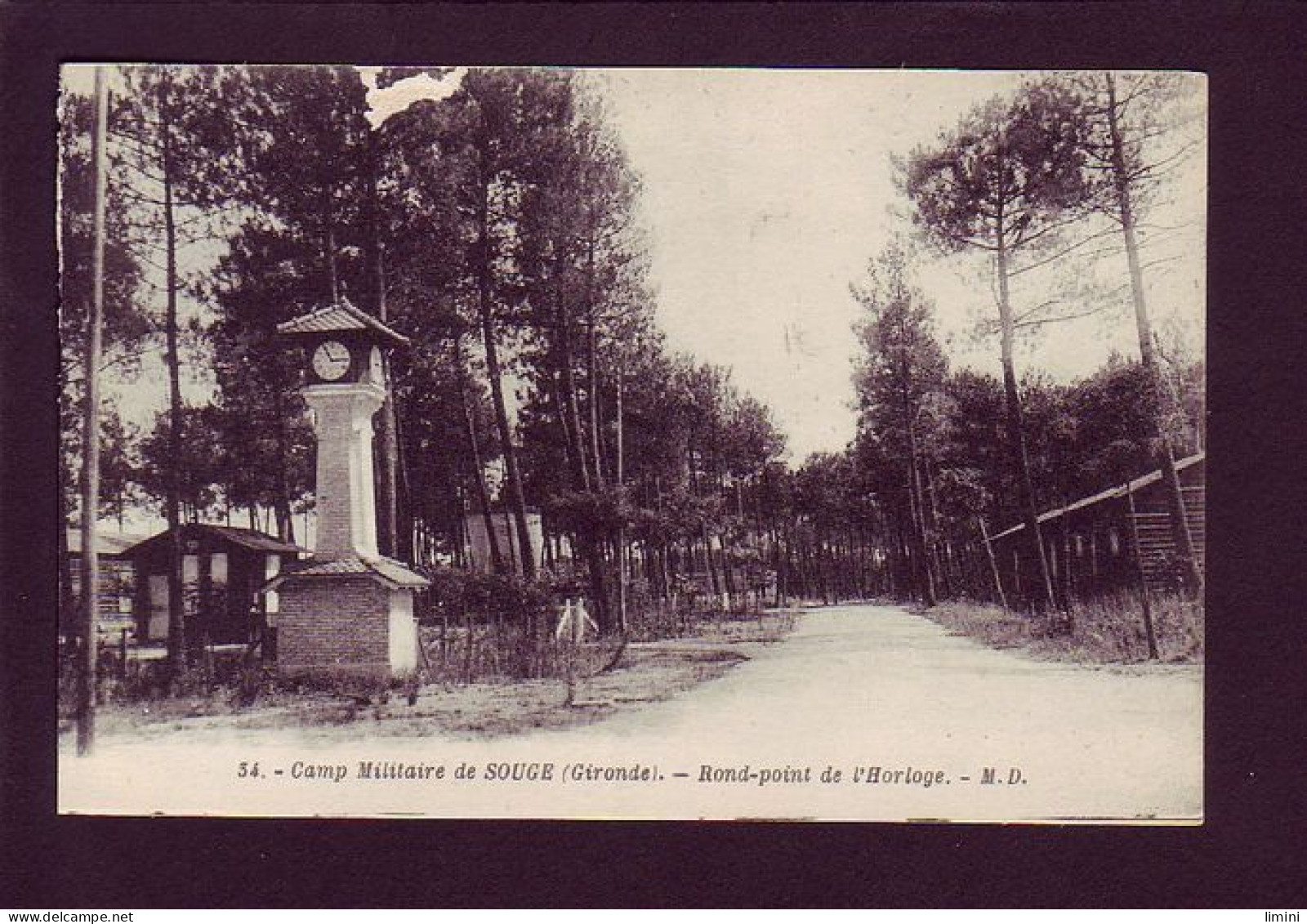 33 - SOUGES - CAMP MILITAIRE - ROND POINT DE L'HORLOGE - - Otros & Sin Clasificación