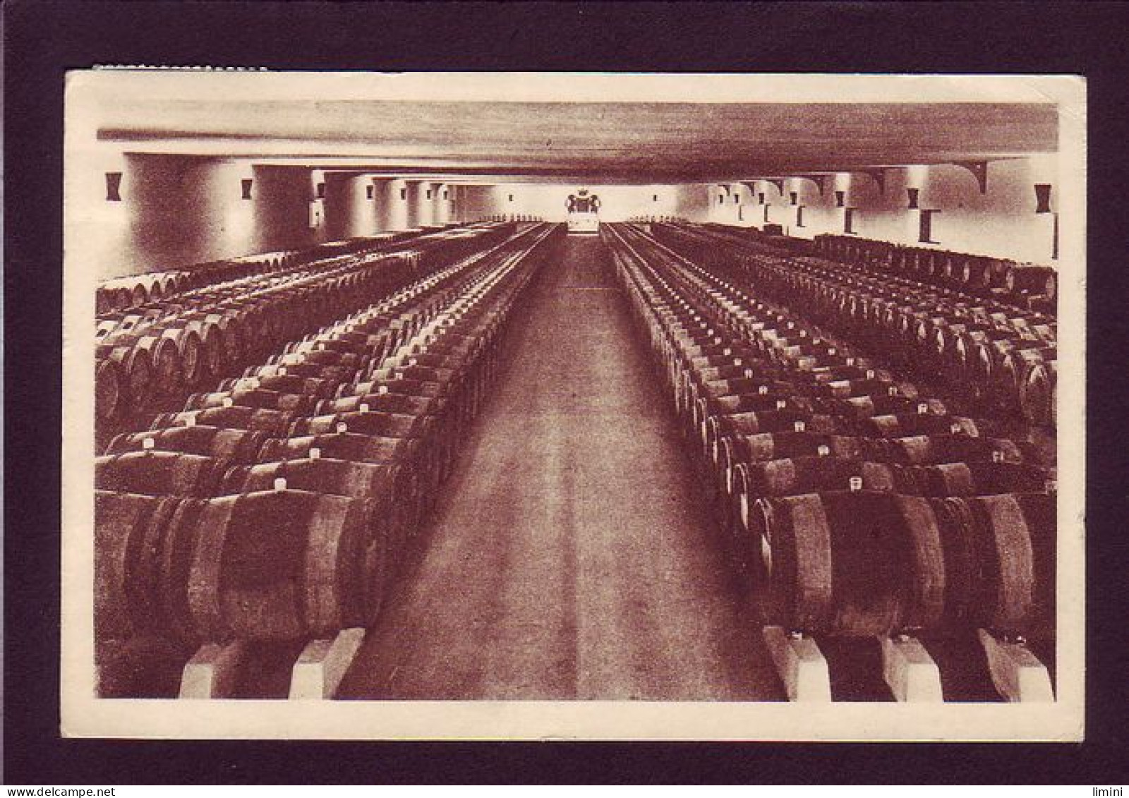 33 - PAUILLAC - CHATEAU MOUTON ROTHSCHILD  - LE GRAND CHAI -  - Pauillac