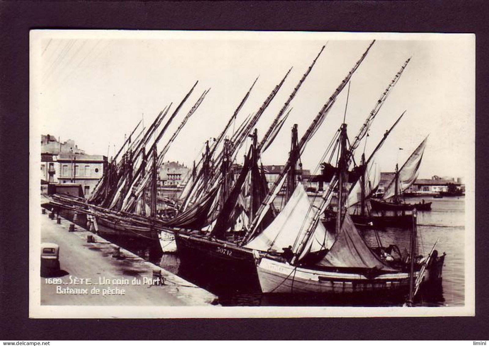 34 - SETE - UN COIN DU PORT - BATEAUX DE PÊCHE -  - Sete (Cette)