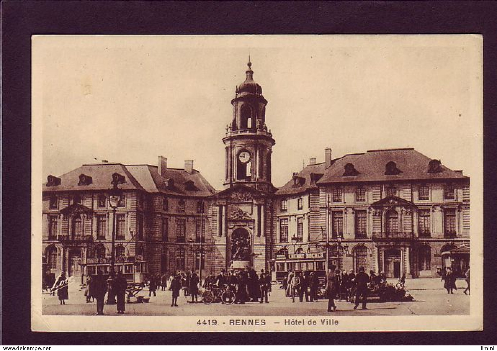 35 - RENNES - HOTEL DE VILLE- ANIMÉE -  - Rennes