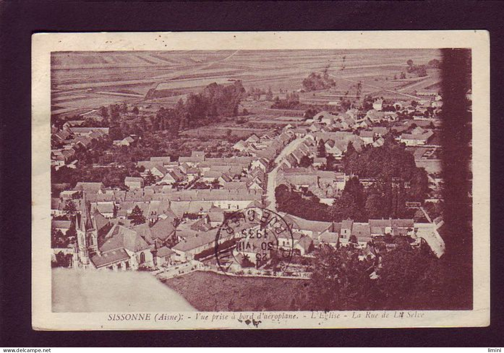 02 - SISSONNE - VUE AERIENNE PRISE A BORD D'AEROPLANE  -  - Sissonne