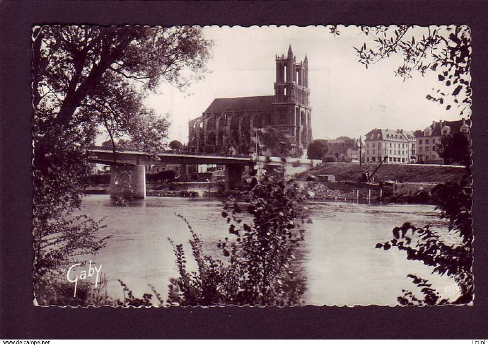 78 - MANTES - LA SEINE ET LA CATHEDRALE -  - Mantes La Jolie