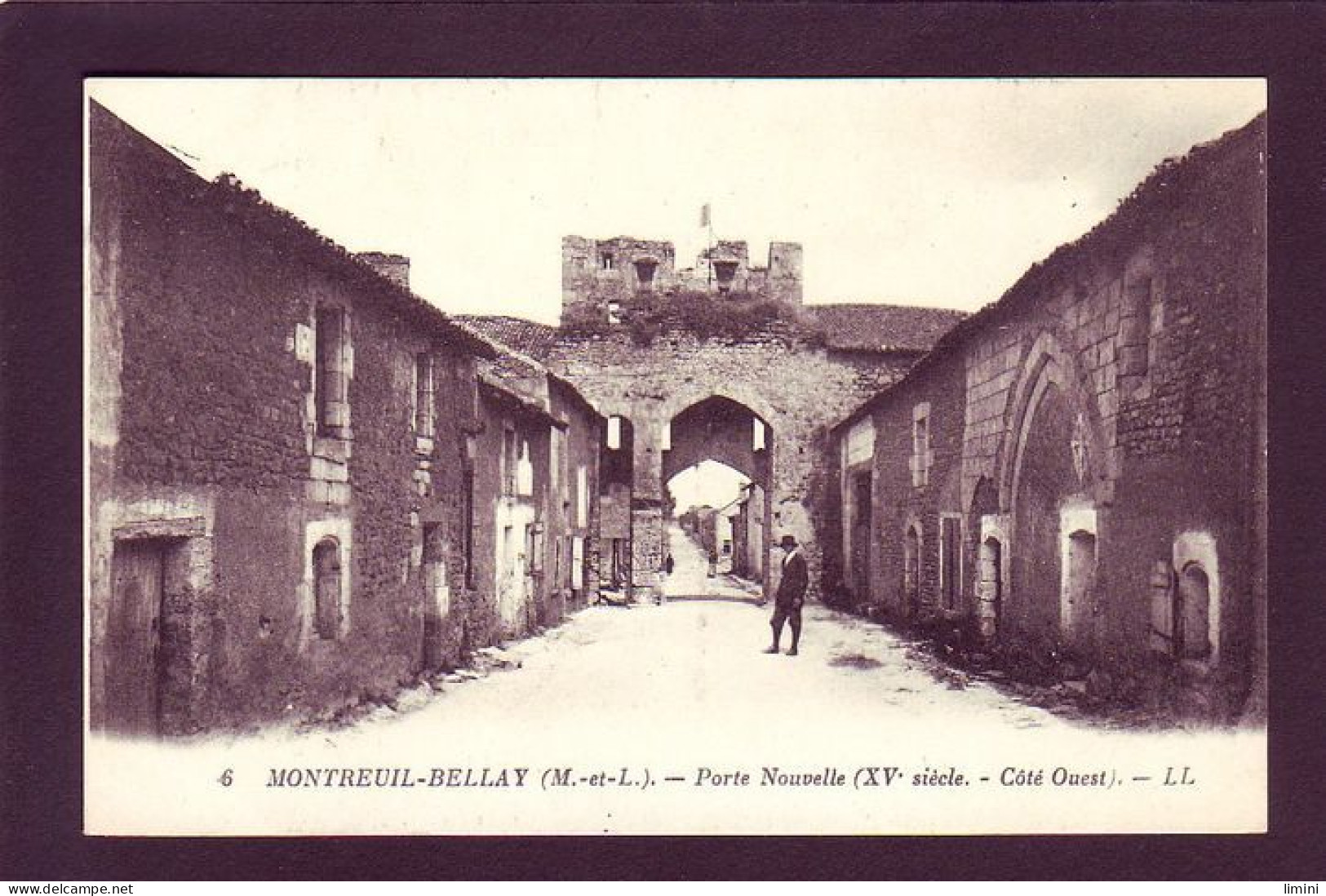 49 - MONTREUIL-BELLAY - PORTE NOUVELLE  - ANIMÉE -  - Montreuil Bellay