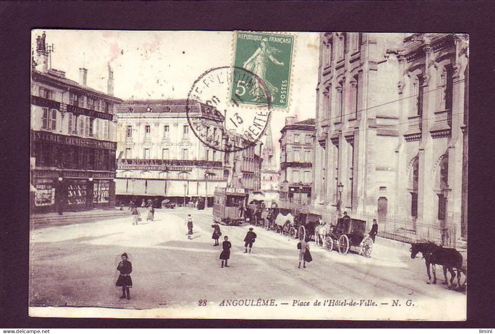 16 - ANGOULEME - PLACE DE L'HOTEL DE VILLE - ANIMÉE - ATTELAGE -  - Angouleme