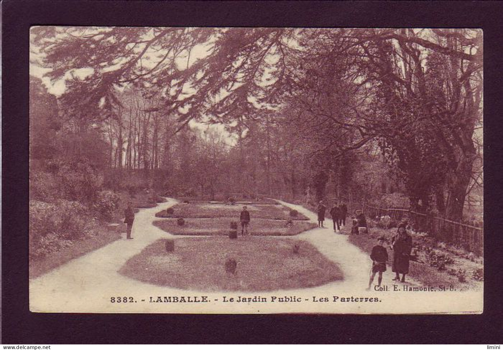 22 - LAMBALLE - LE JARDIN PUBLIC - LES PARTERRES - ANIMÉE -  - Lamballe