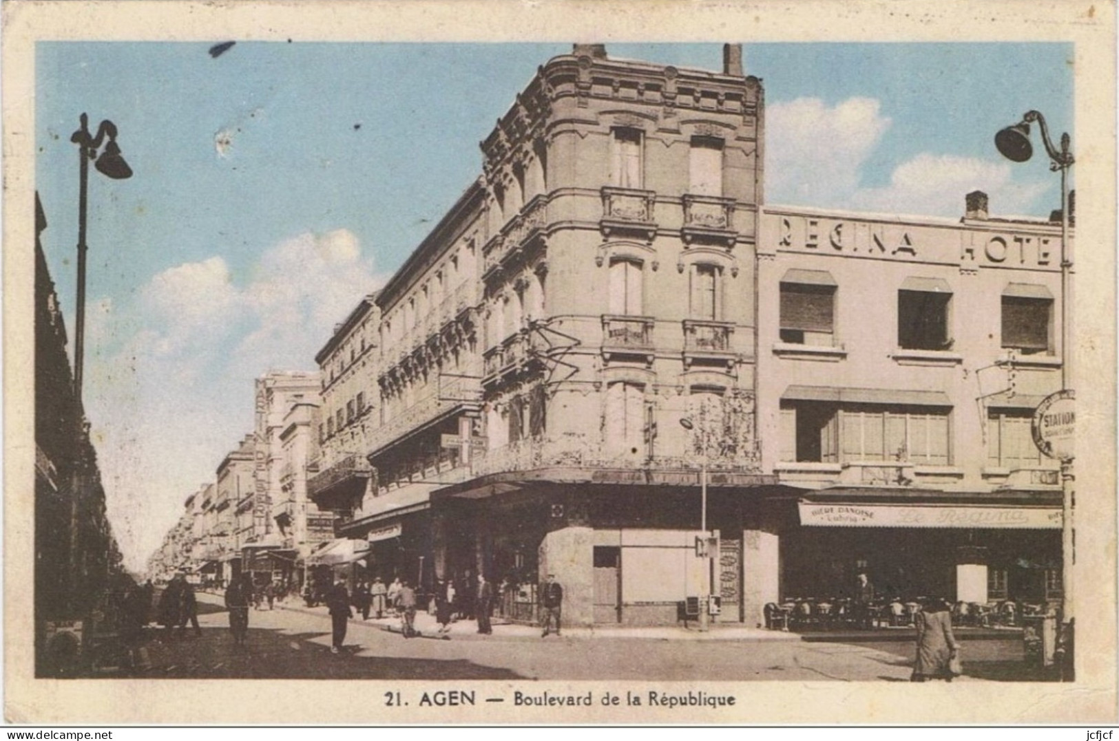 Cpa..47..AGEN..LOT ET GARONNE..BOULEVARD DE LA REPUBLIQUE..COLORISEE..HOTEL REGINA..TIMBRE PETAIN..BEAU PLAN.... - Agen