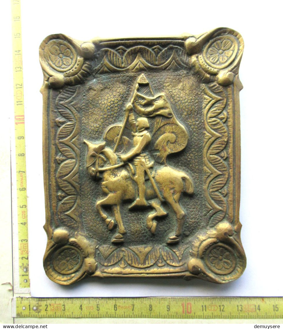 LADE 900 -  PLAQUE DE CUIVRE AVEC CHEVALIER - KOPEREN PLAAT MET RIDDER * 14X11 CM - 286 GRAM - Koper