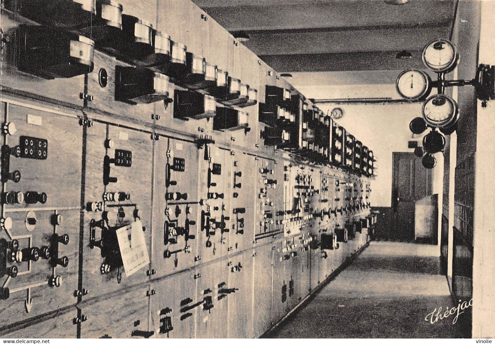 MO-24-304 : EGUZON. TABLEAU DE CONTROLE DE L'USINE DU BARRAGE HYDRO-ELECTRIQUE - Autres & Non Classés