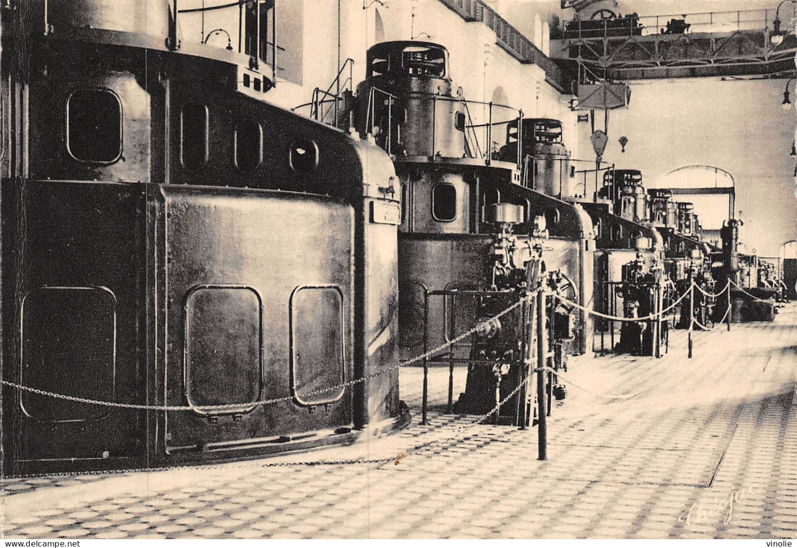 MO-24-305 : EGUZON. SALLE DES MACHINES DE L'USINE DU BARRAGE HYDRO-ELECTRIQUE - Andere & Zonder Classificatie