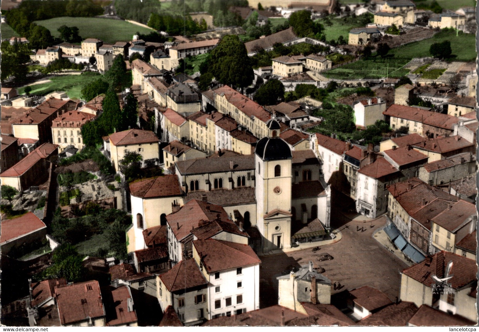 69 - AMPLEPUIS / VUE AERIENNE SUR L'EGLISE - Amplepuis