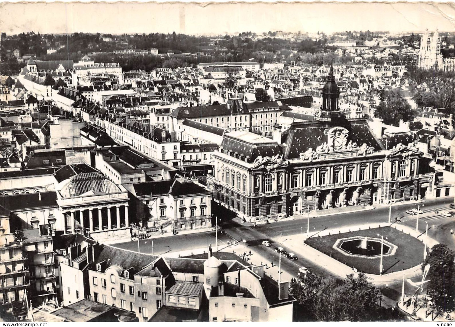 MO-24-306 : TOURS. VUE AERIENNE DE LA RUE NATIONALE - Tours