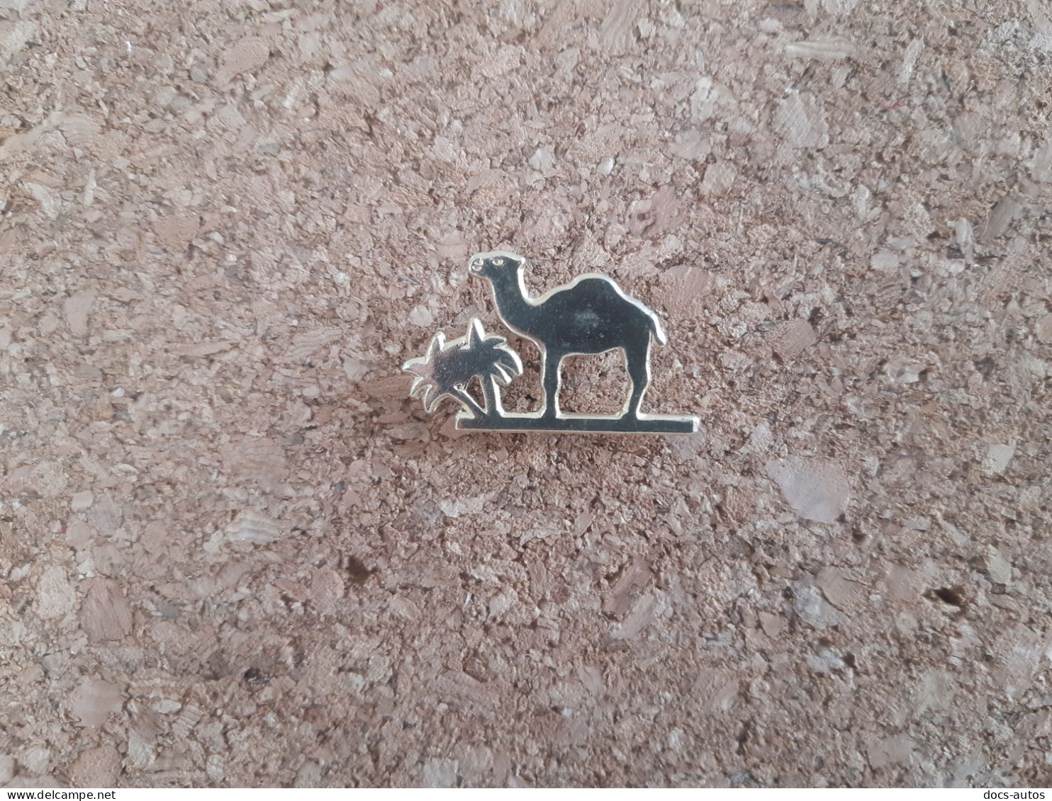 Pin's Camel - Dromadaire - Palmier - Tiere