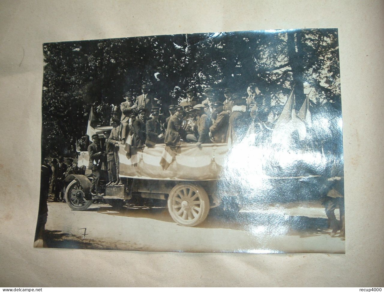 31 AURIAC SUR VENDINELLE album souvenir cavalcade 1927 photographe merlin toulouse  42 photos   42scans