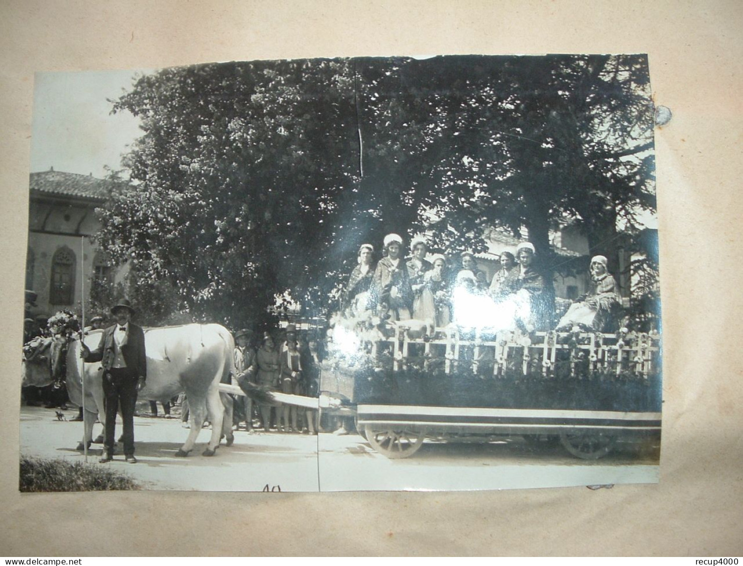 31 AURIAC SUR VENDINELLE album souvenir cavalcade 1927 photographe merlin toulouse  42 photos   42scans