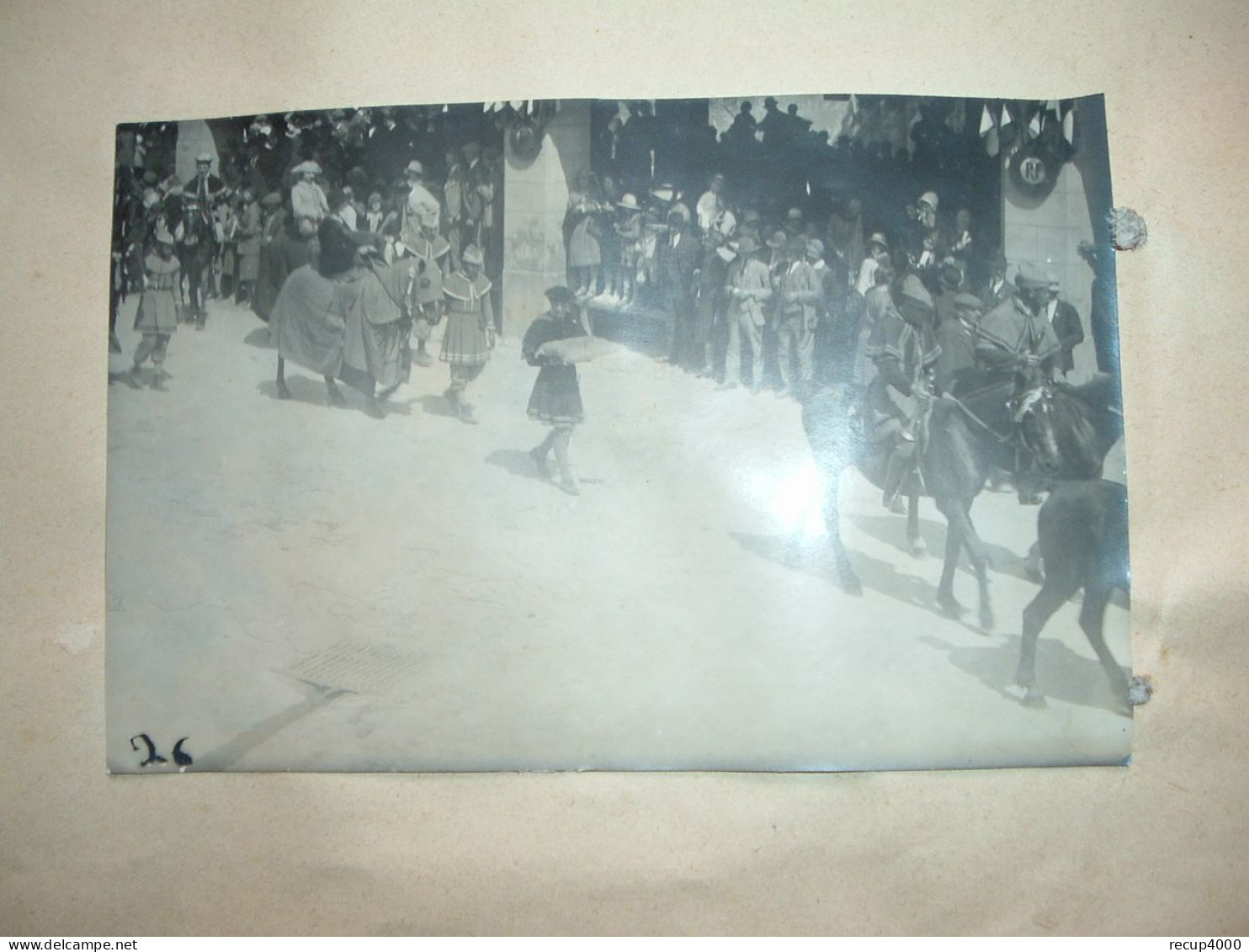 31 AURIAC SUR VENDINELLE album souvenir cavalcade 1927 photographe merlin toulouse  42 photos   42scans