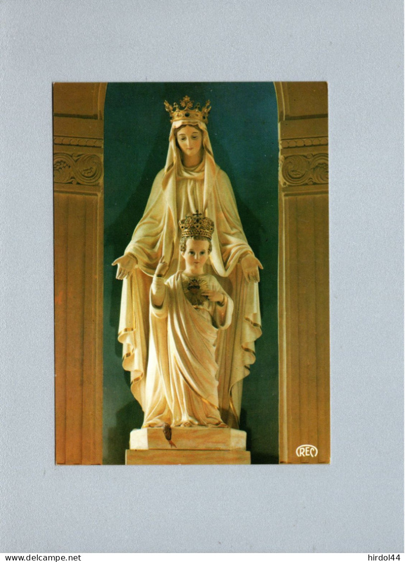 Issoudun (36) : Chapelle Des Filles De ND Du Sacré Coeur - Statue De Notre Dame - Issoudun