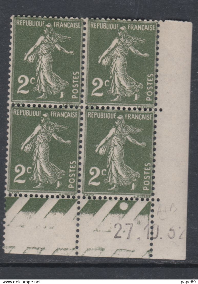 France N° 278 XX Type Semeuse : 2 C. Vert Foncé En Bloc De 4 Coin Daté Du 27 . 10 . 32 ;  1 Pt Blanc, Sans Charnière,TB - 1930-1939