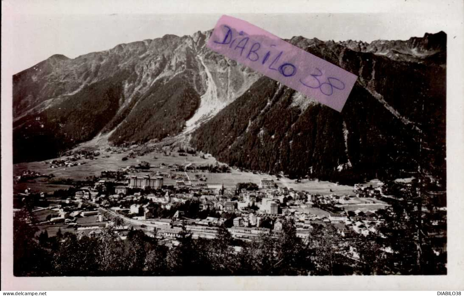 CHAMONIX   ( HAUTE-SAVOIE )   LOT DE 3 CARTES .VUE GENERALE ET LE BREVENT. LE LAC , LEMONT-BLANC , LE DOME . . . - Chamonix-Mont-Blanc